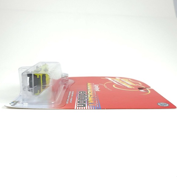 Johnny Lightning Limited Anniversary Plymouth Hemi Cuda 1:64 - Picture 6 of 12